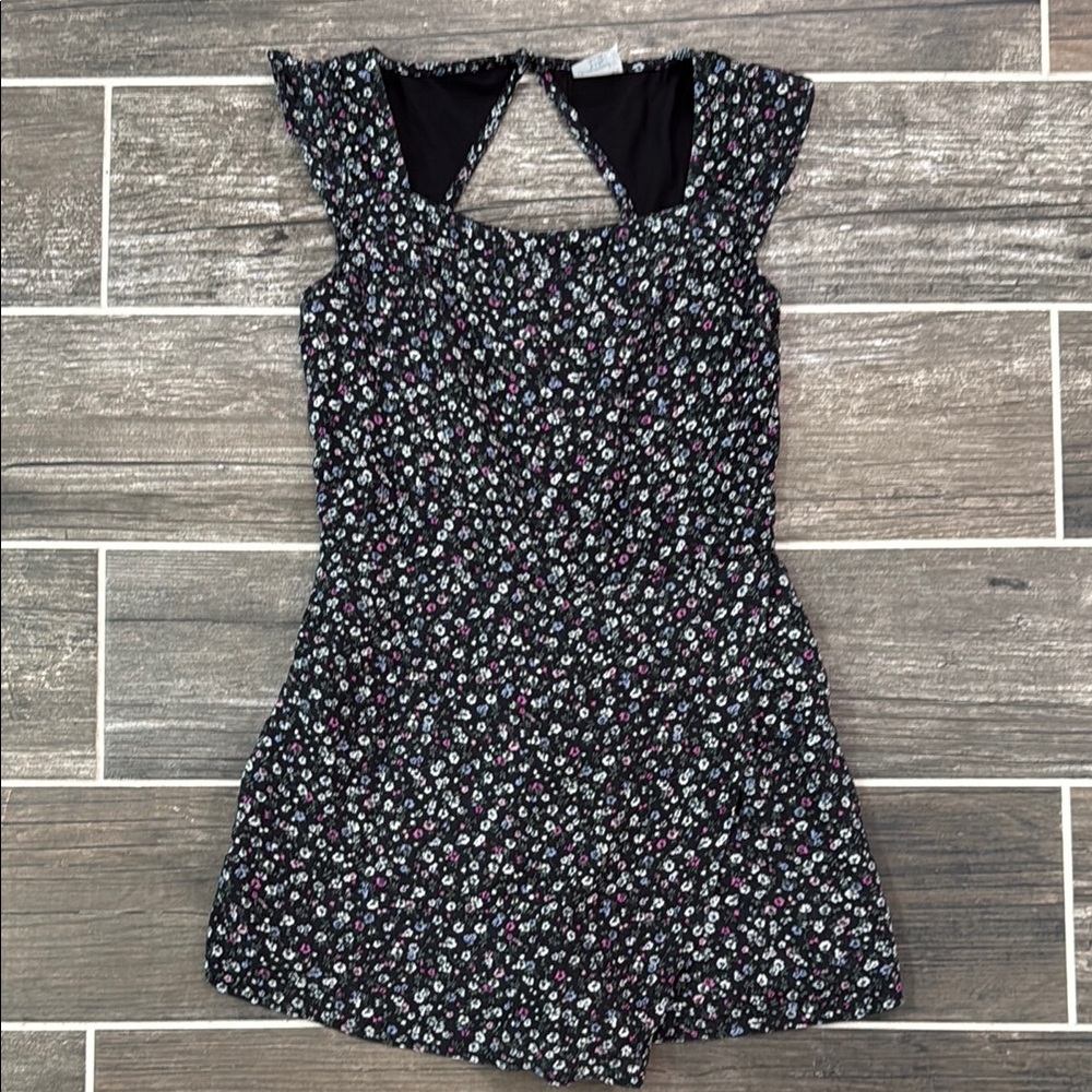 Abercrombie Kids 9/10 Floral Black Romper